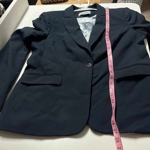 Imperfect Calvin Klein blazer size 10 navy blue blazer built in shoulder pads - Picture 5 of 8